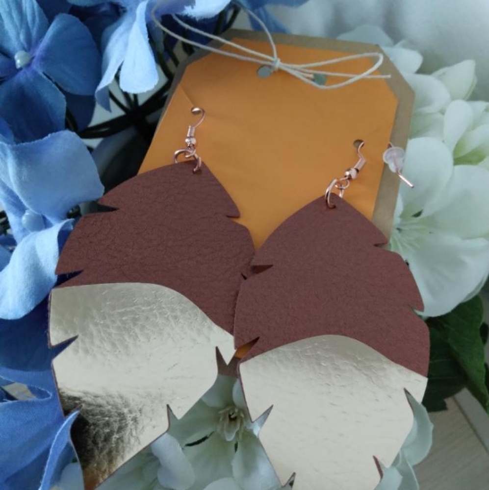 Leaf earrings faux leather brown bronze